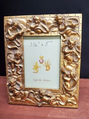 Decorative Ornate Cherubs Gold Picture Photo Frame Holds 3.5" x 5" Photo